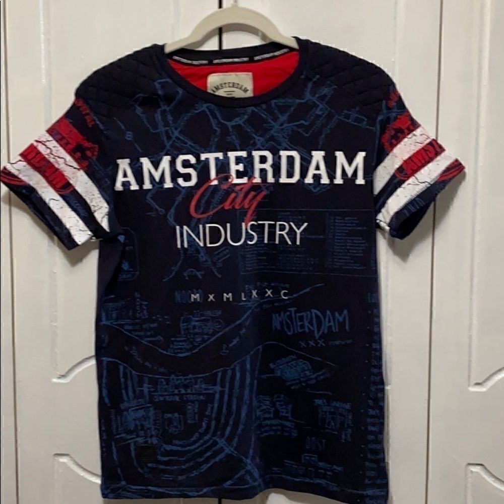 Amsterdam Industry black graphic tee shirt small
